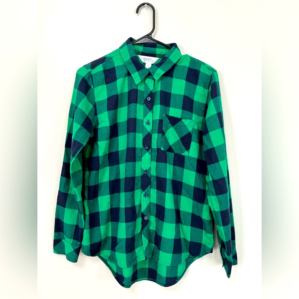 Market and Spruce Women’s Button up